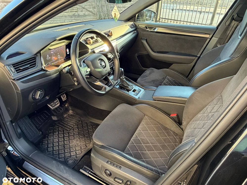 Skoda Superb 2.0 TDI SCR Sportline DSG - 7