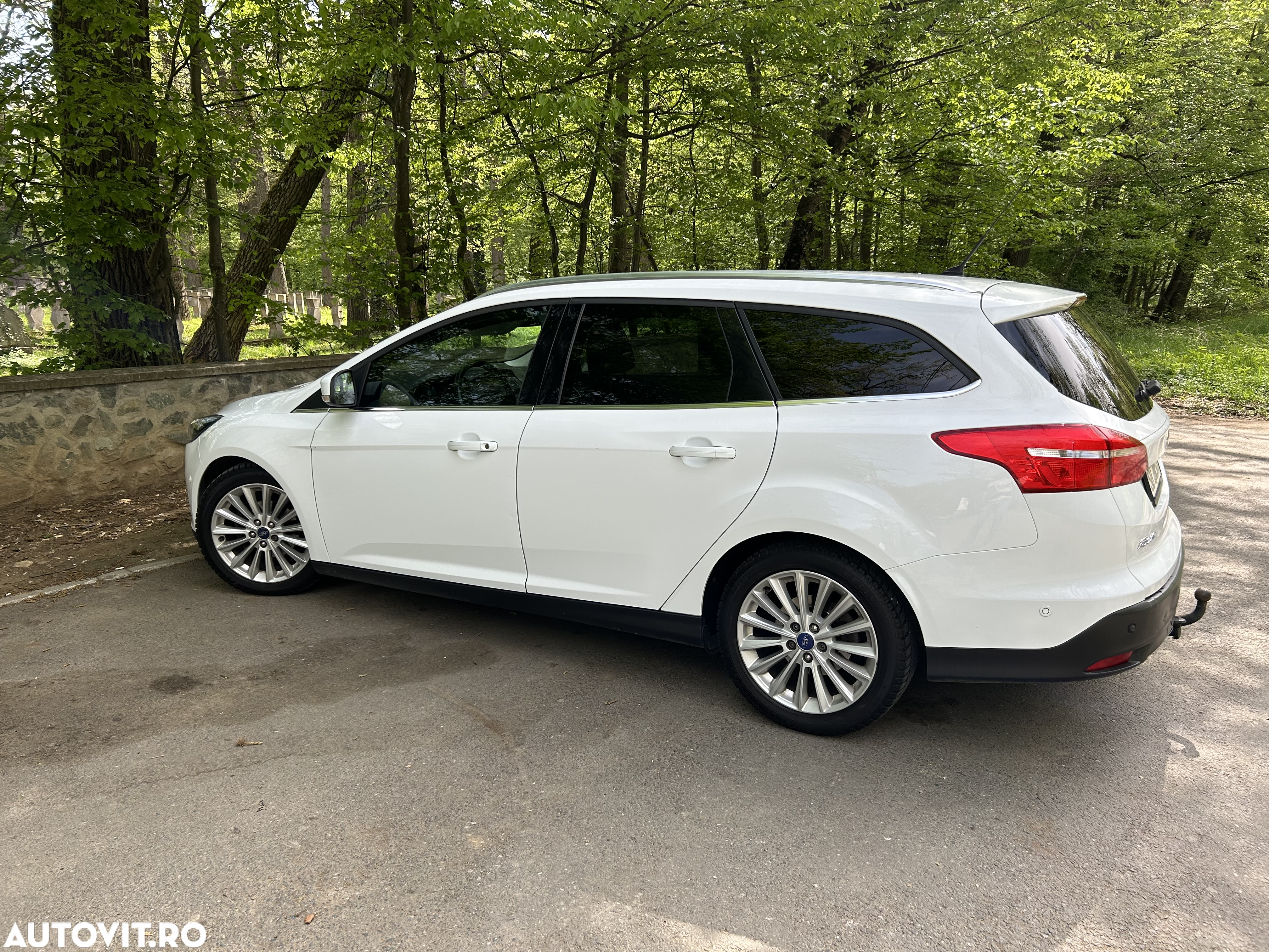 Ford Focus 1.5 TDCi Powershift Titanium - 4