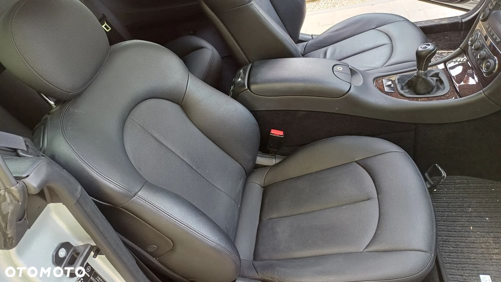 Mercedes-Benz CLK 200 Kompressor Avantgarde Sport Edition - 24