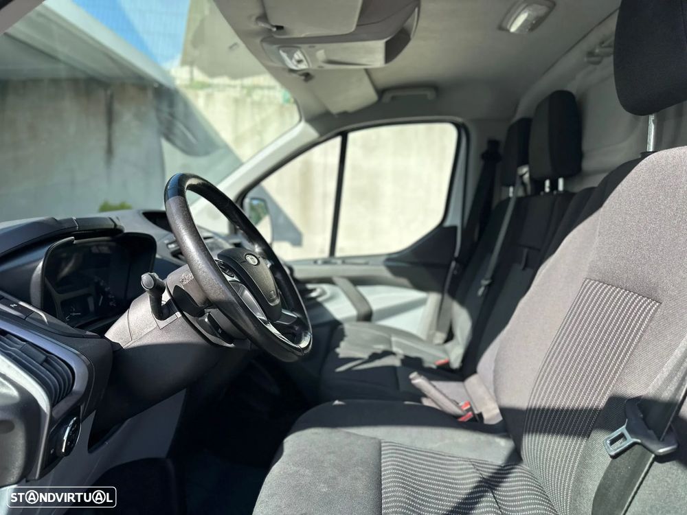 Ford Transit Custom 2.0 TDCi - 11