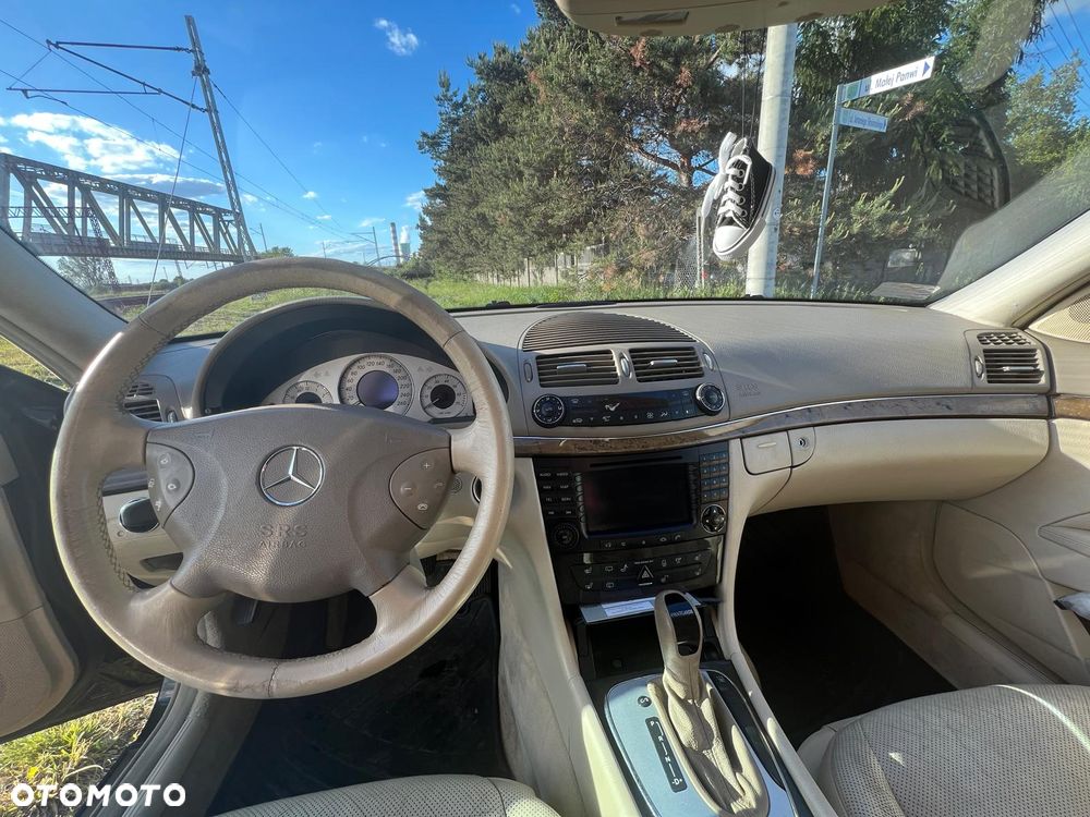 Mercedes-Benz Klasa E 320 4-Matic T Avantgarde - 4