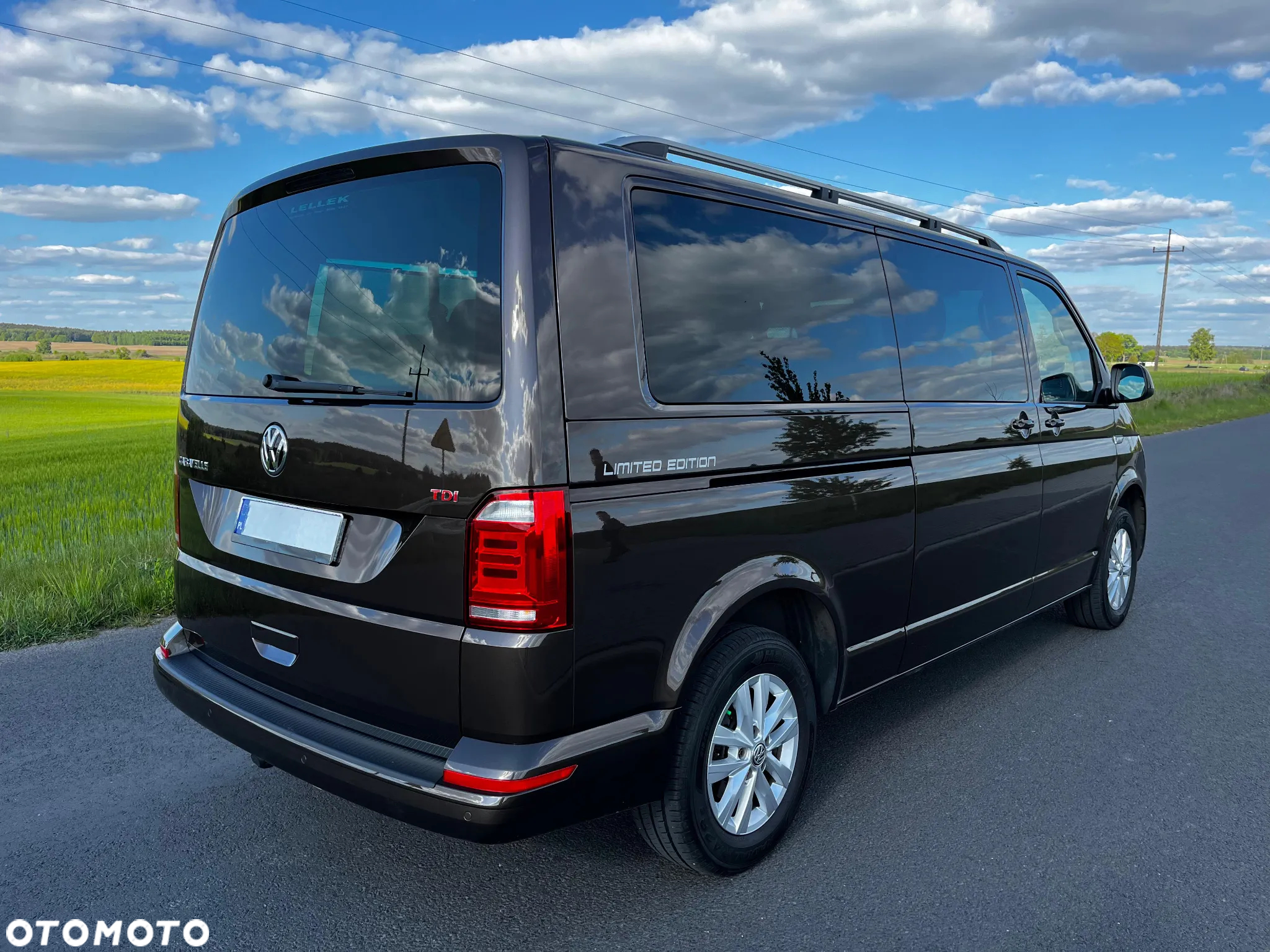 Volkswagen Caravelle 2.0 TDI L2 Comfortline - 8