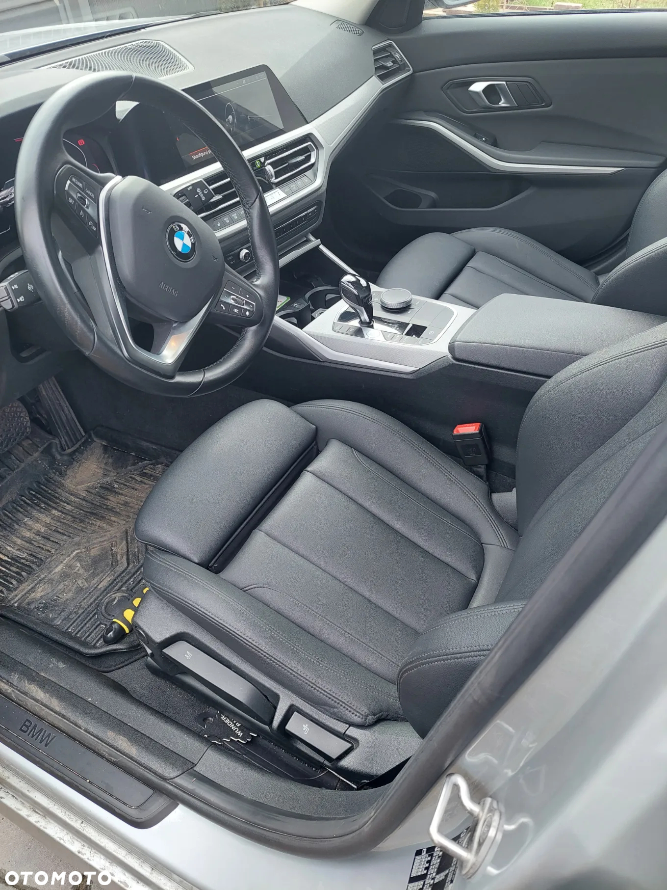 BMW Seria 3 318d - 6