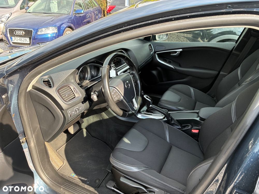 Volvo V40 D2 Geartronic - 8