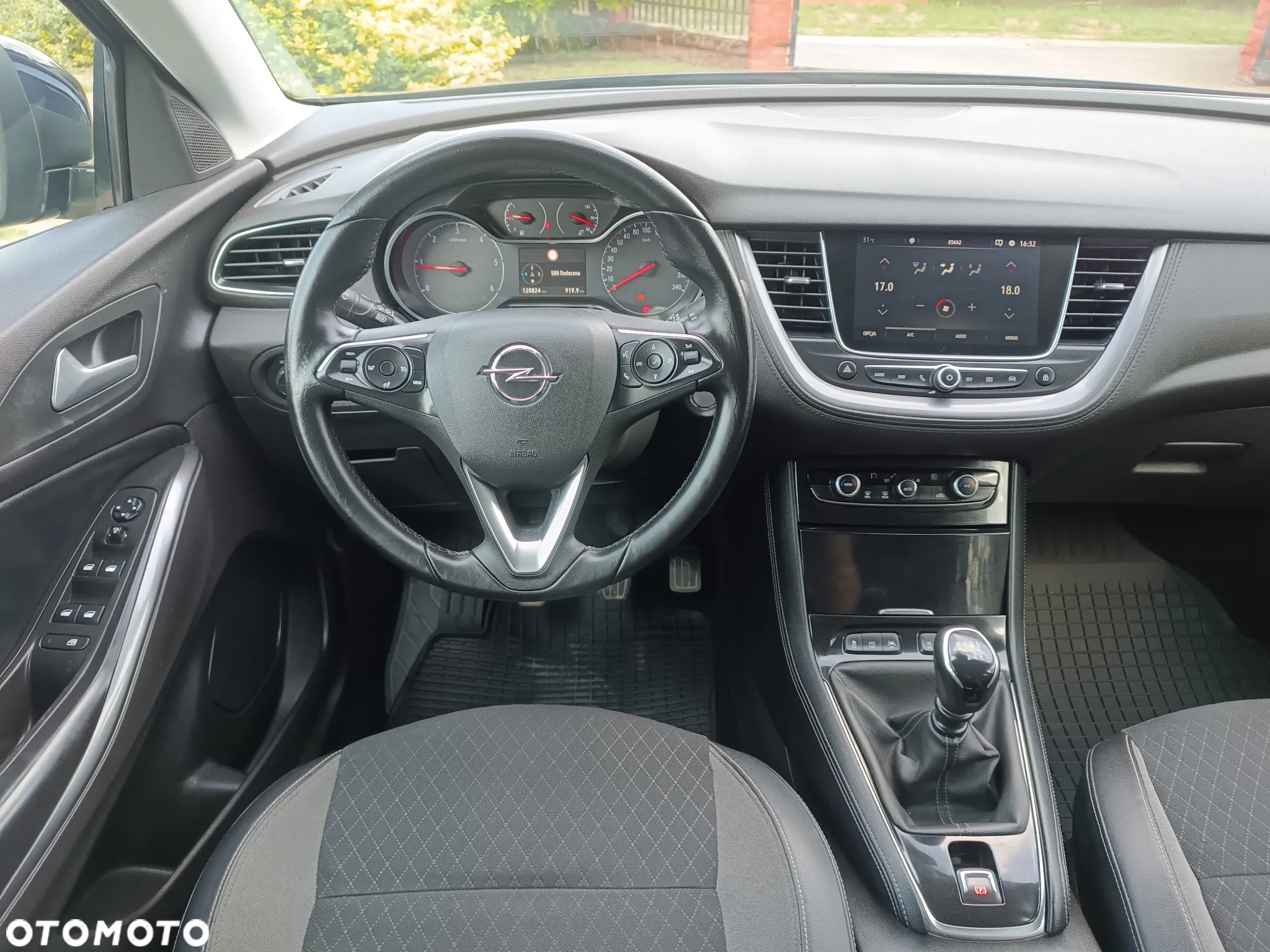 Opel Grandland X 1.6 D Start/Stop INNOVATION - 12