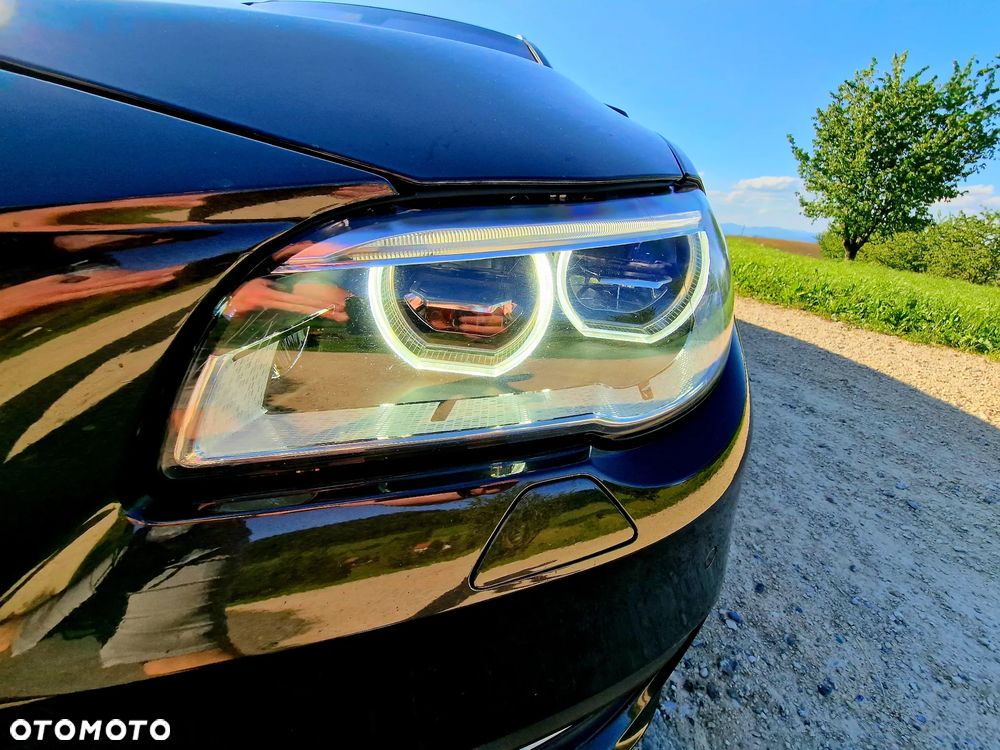 BMW Seria 5 530d Touring Luxury Line - 8