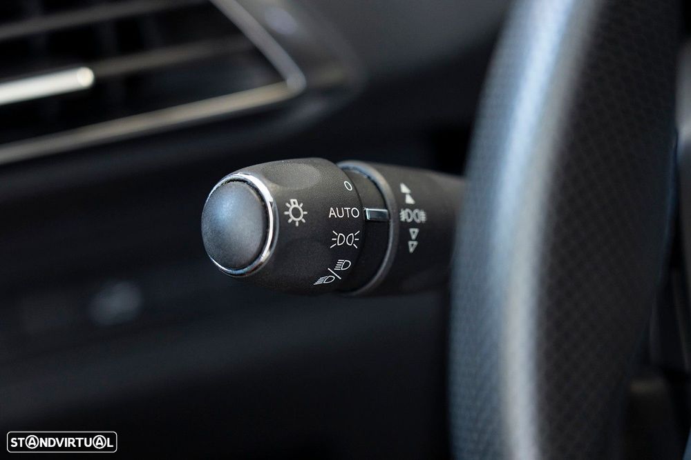 Peugeot 3008 1.5 BlueHDi GT Line EAT8 - 31
