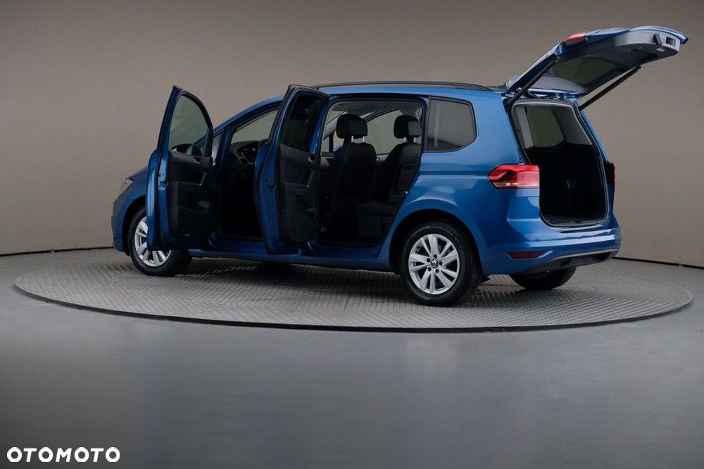 Volkswagen Touran - 7
