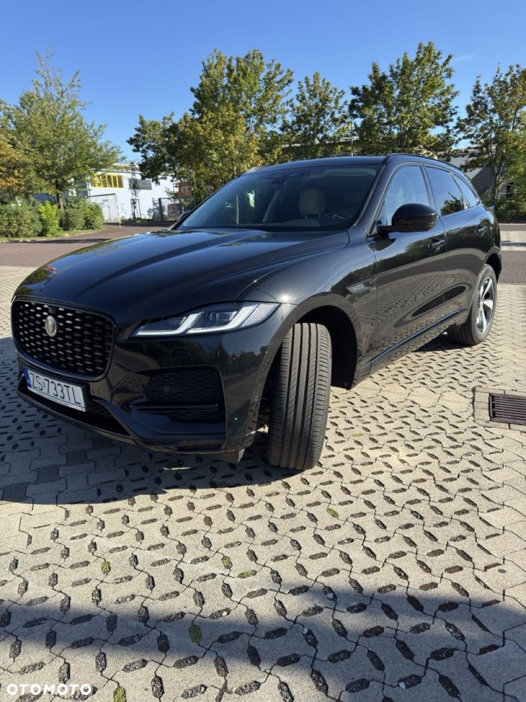 Jaguar F-Pace 2.0 D165 mHEV AWD R-Dynamic Black - 7