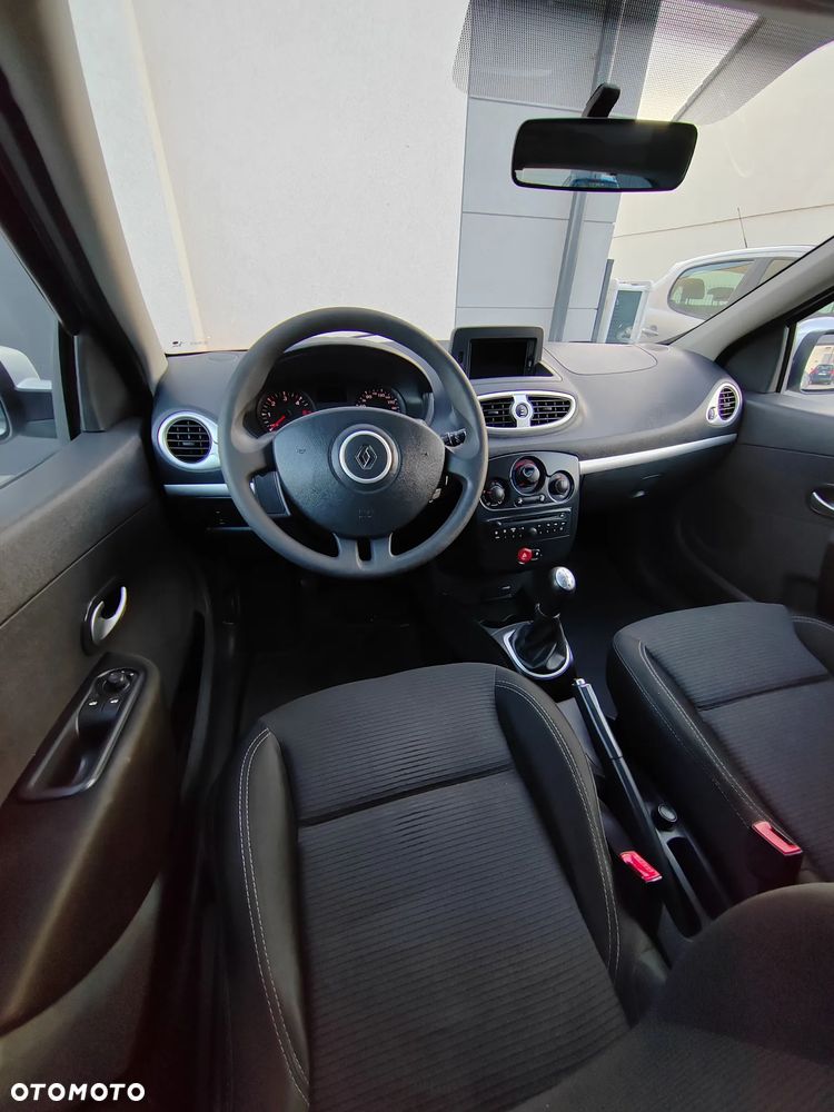 Renault Clio dCi 75 Expression - 7