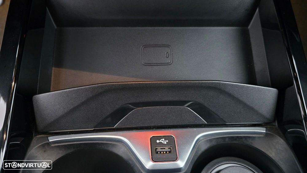 BMW 116 d Pack Desportivo M Auto - 18