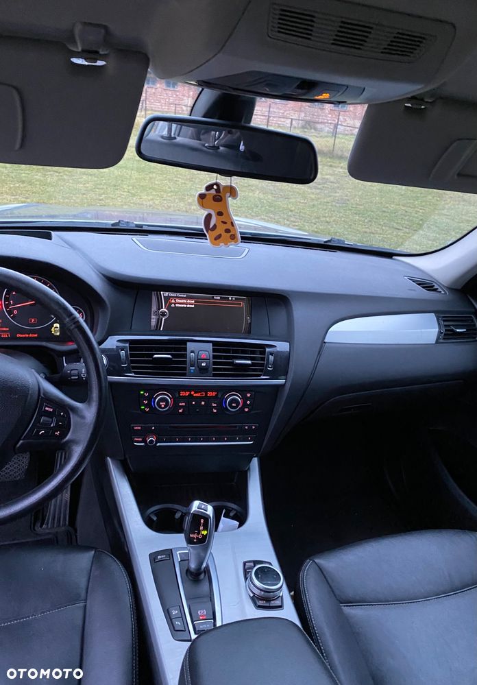 BMW X3 xDrive28i - 6