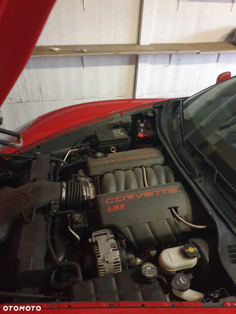 Chevrolet Corvette - 3