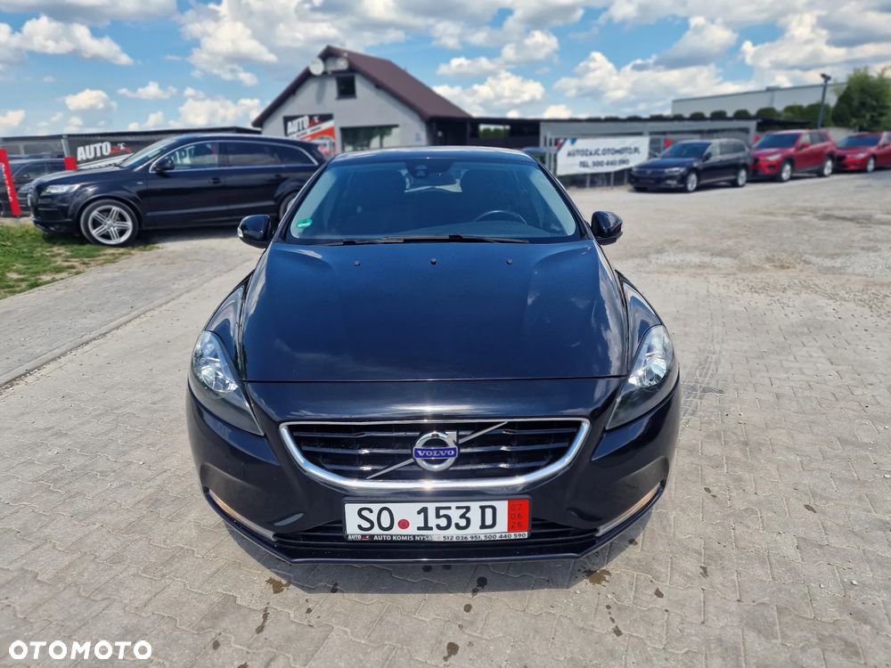 Volvo V40 D3 Geartronic Momentum - 4