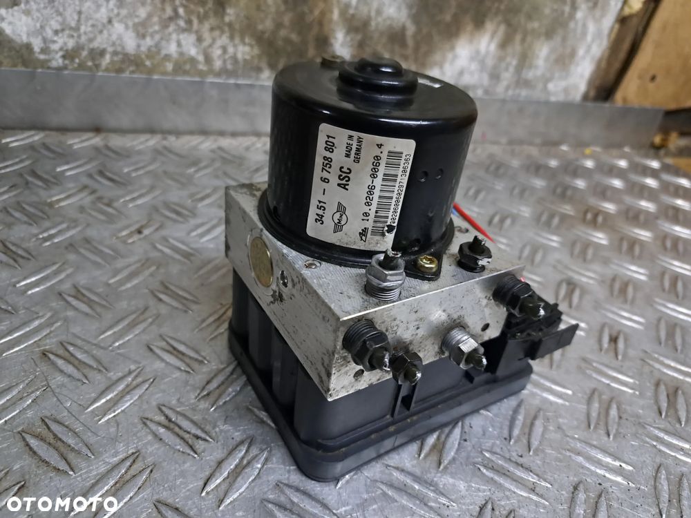Sterownik ABS Mini Cooper R50    6758803 - 1