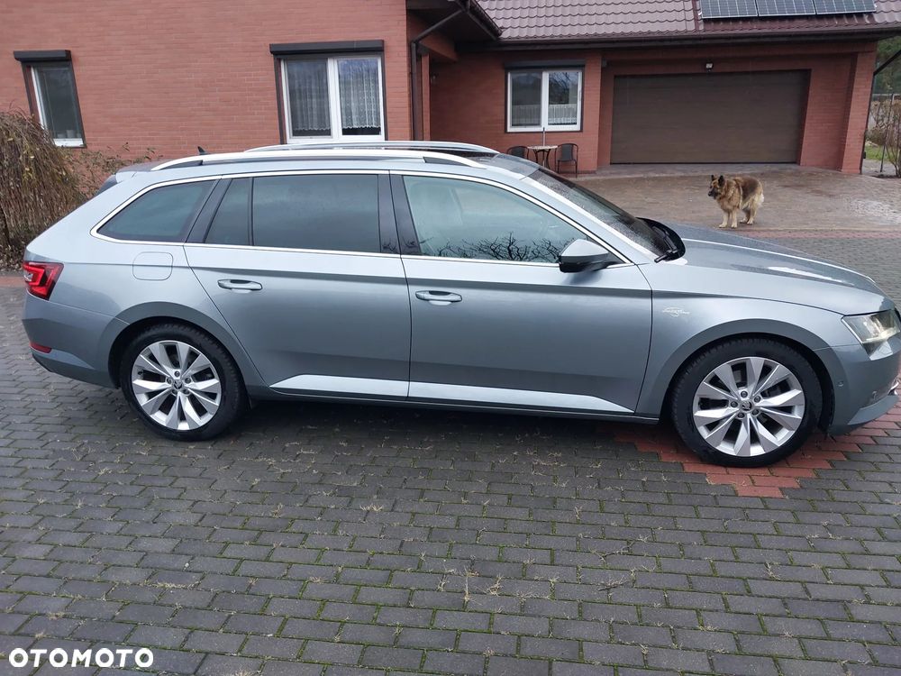Skoda Superb 2.0 TDI 4x4 L&K DSG - 3