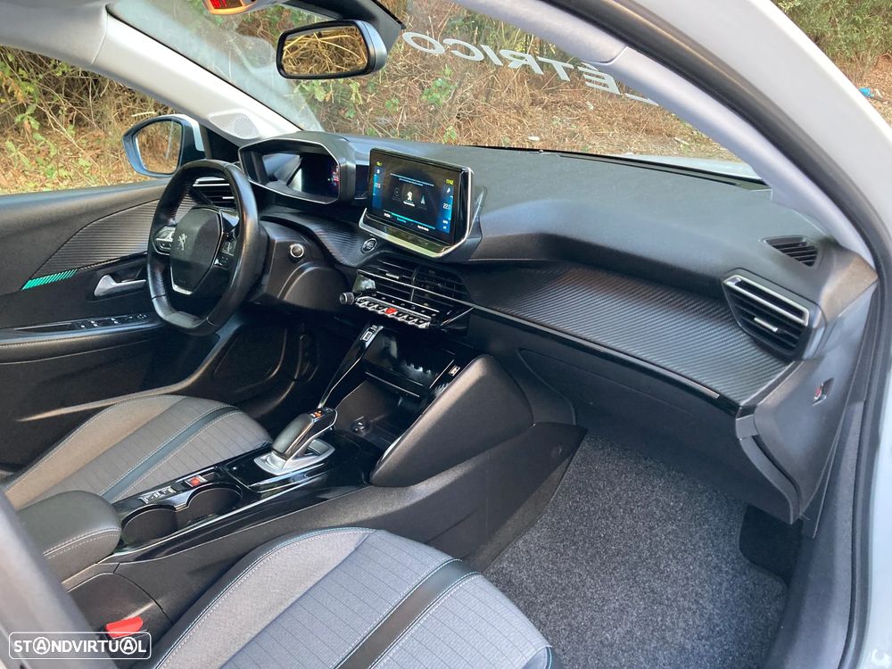 Peugeot e-208 50 kWh Active Pack - 32
