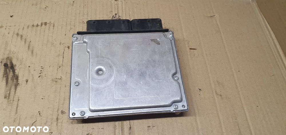 Komputer sterownik silnika BMW 3 E90 7823422 - 3