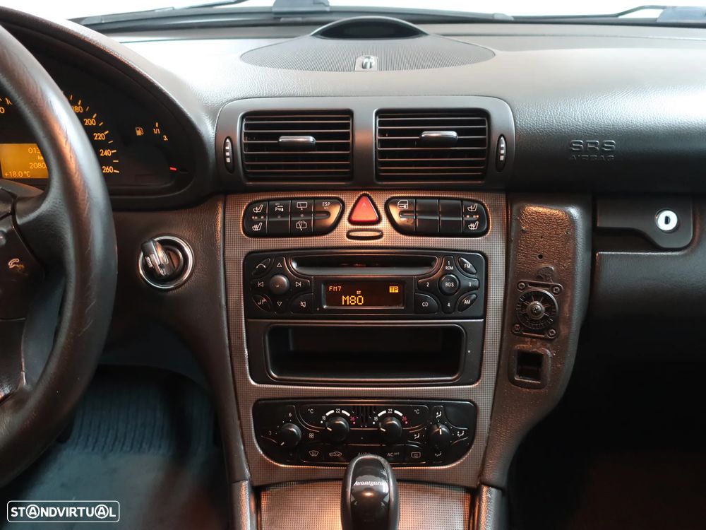 Mercedes-Benz C 220 - 21