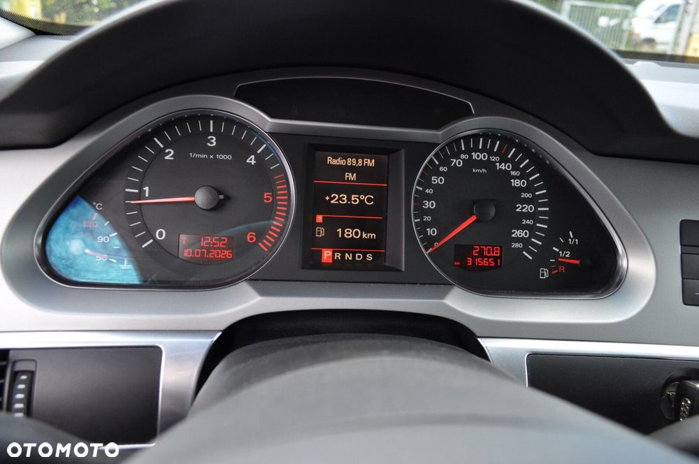 Audi A6 Avant - 11