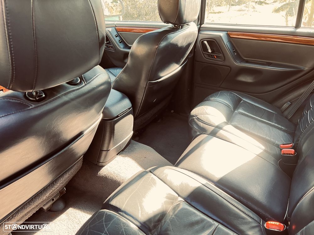 Jeep Grand Cherokee 4.0 Limited - 10