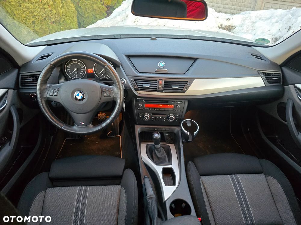 BMW X1 sDrive20i xLine - 8