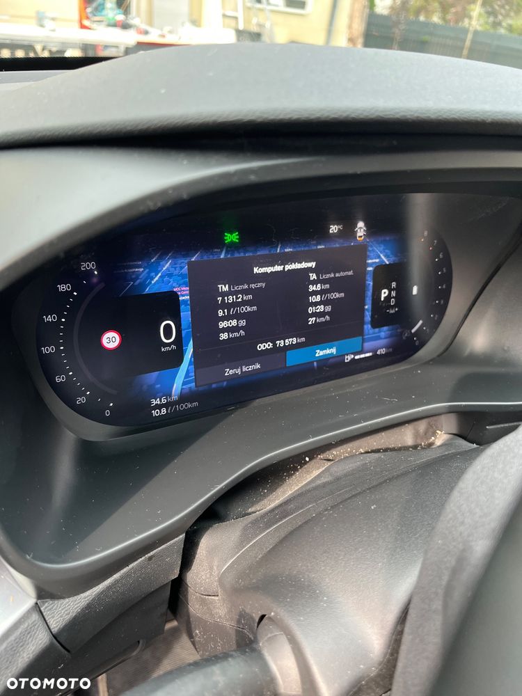 Volvo XC 40 B3 Core - 24