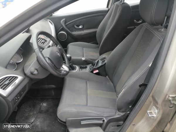 Para Peças Renault Megane Iii Hatchback (Bz0/1_) - 9
