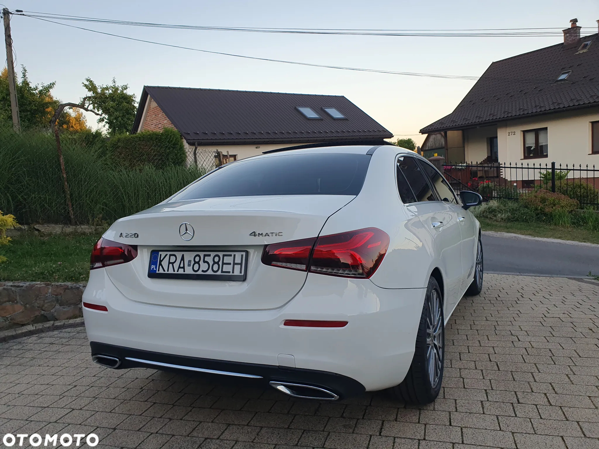 Mercedes-Benz Klasa A 220 4-Matic Style 7G-DCT - 28