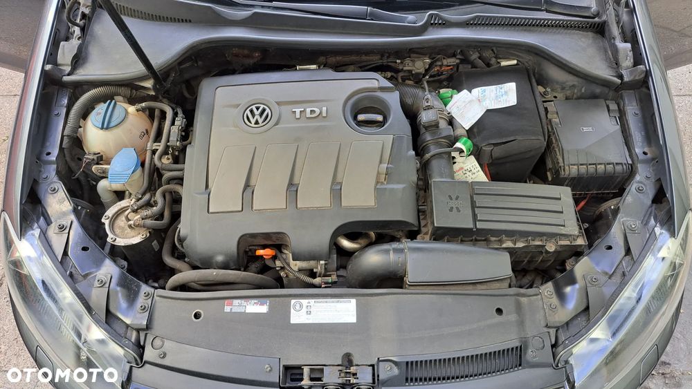 Volkswagen Golf VI 1.6 TDI Comfortline - 24