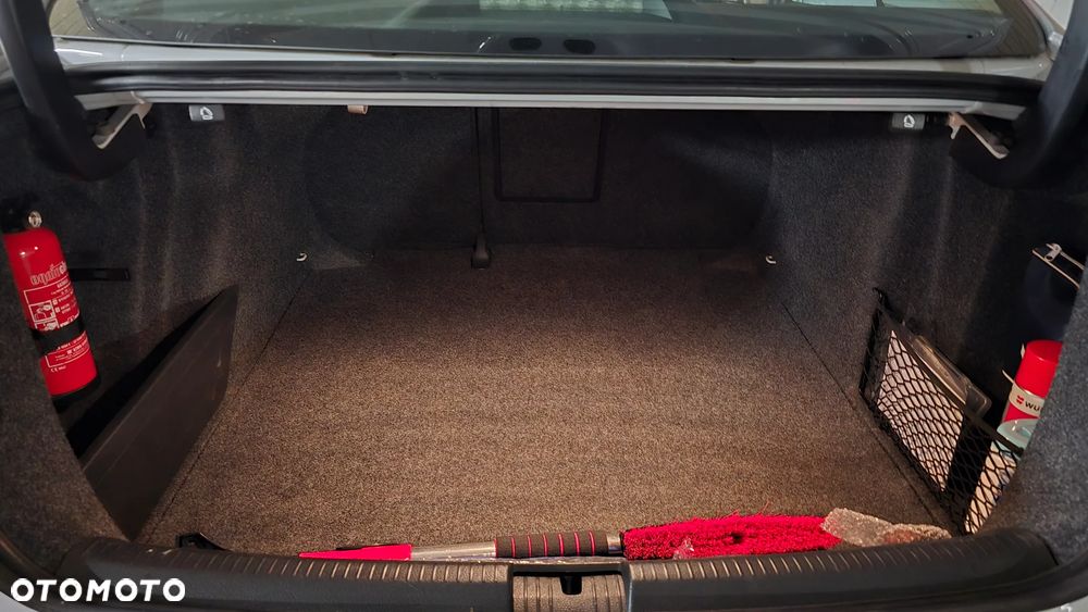 Volkswagen Jetta 1.4 TSI BMT Highline - 10