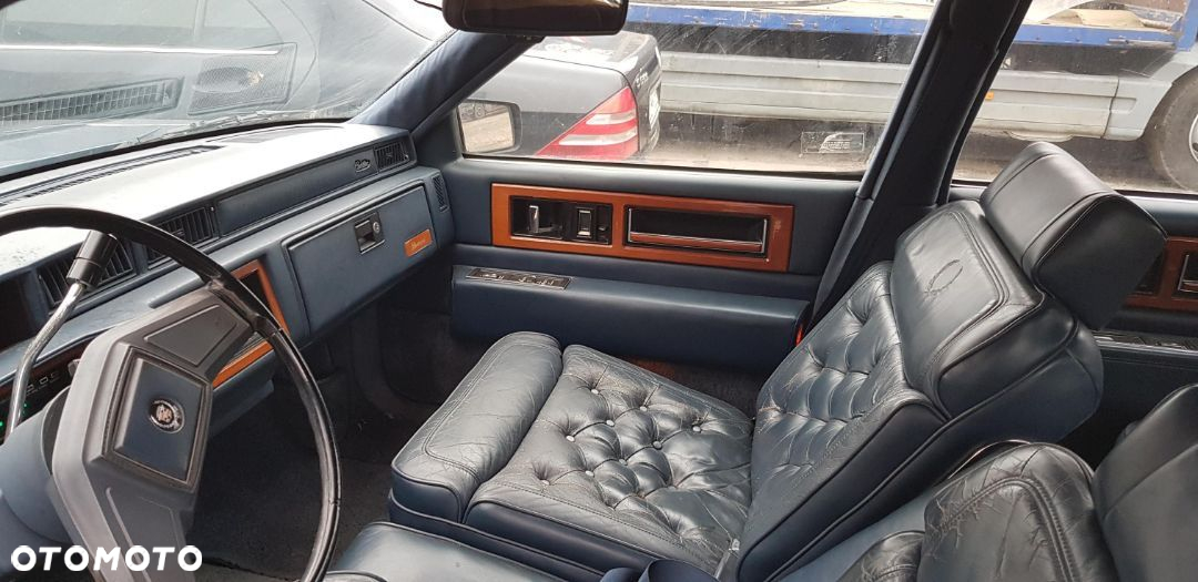 Cadillac Fleetwood 4,5 V8 - 10