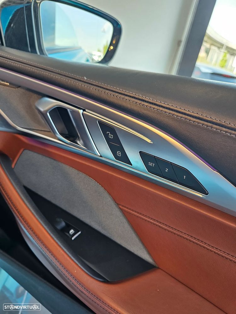 BMW M850i xDrive - 19