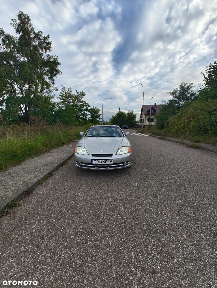 Hyundai Coupe - 2
