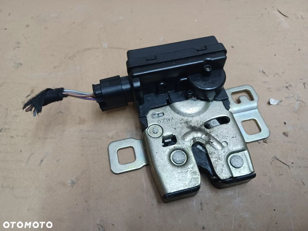 ZAMEK BAGAŻNIKA MINI COOPER R56 2754528 - 1