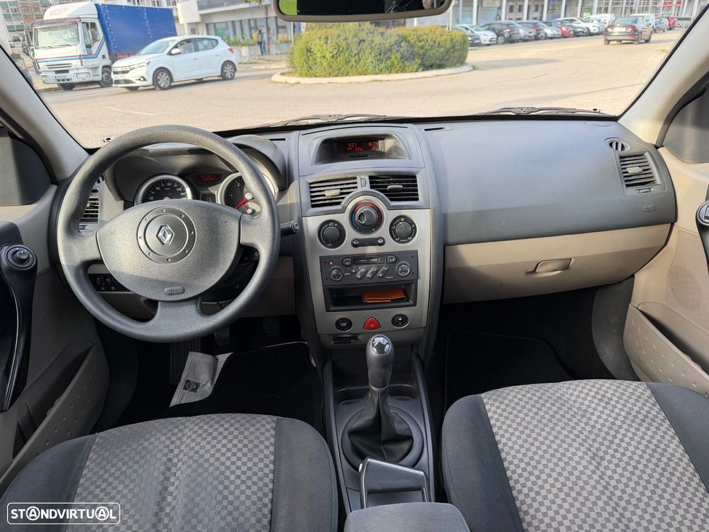 Renault Mégane Break 1.5 dCi Dynamique - 16