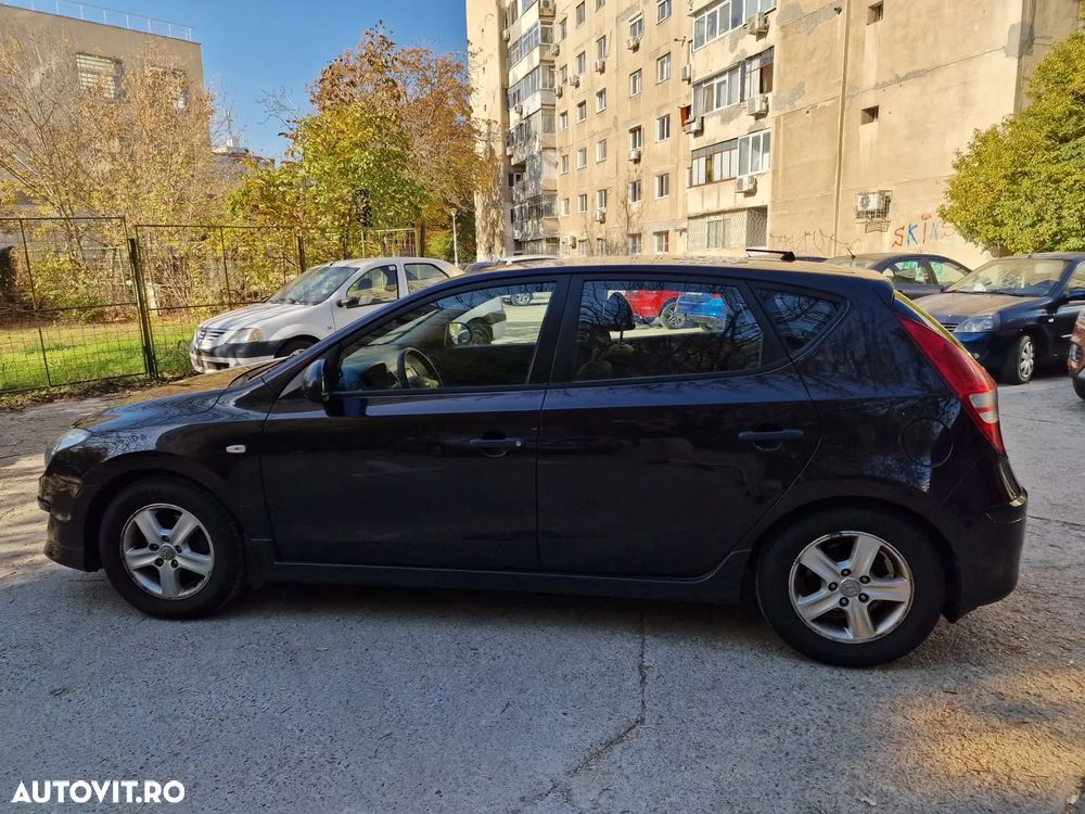 Hyundai i30 1.6 DOHC CLASSIC - 4