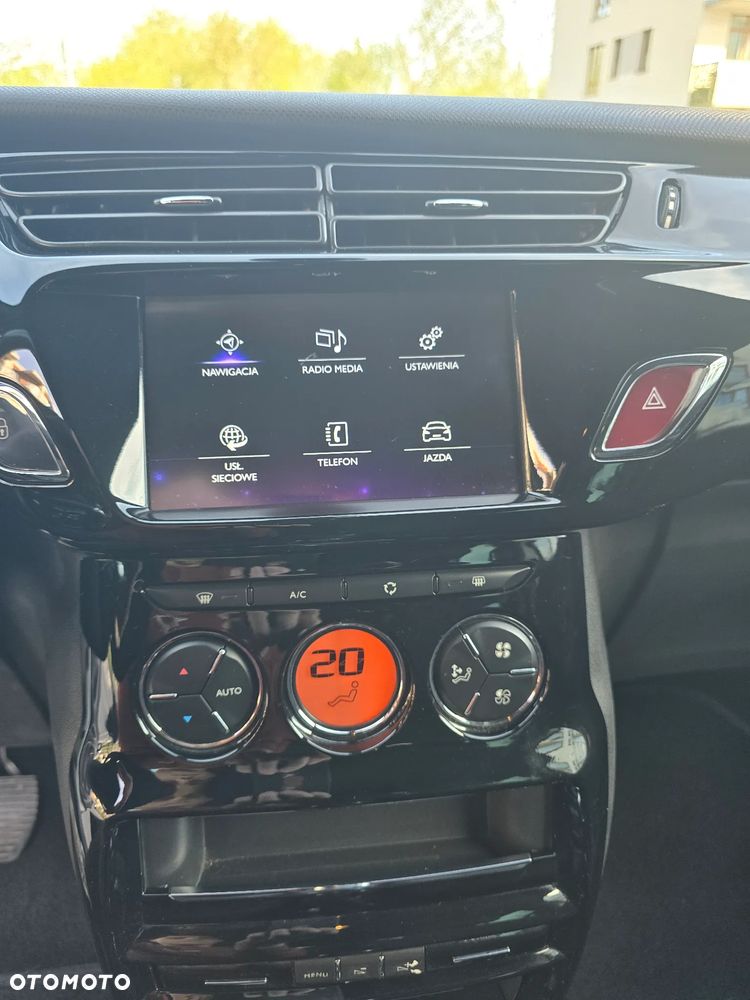 DS Automobiles DS 3 ver-bluehdi-100-sochic - 15