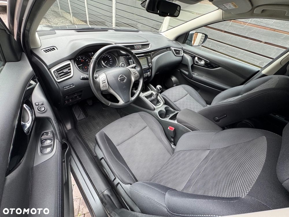 Nissan Qashqai 1.2 DIG-T N-Connecta - 16