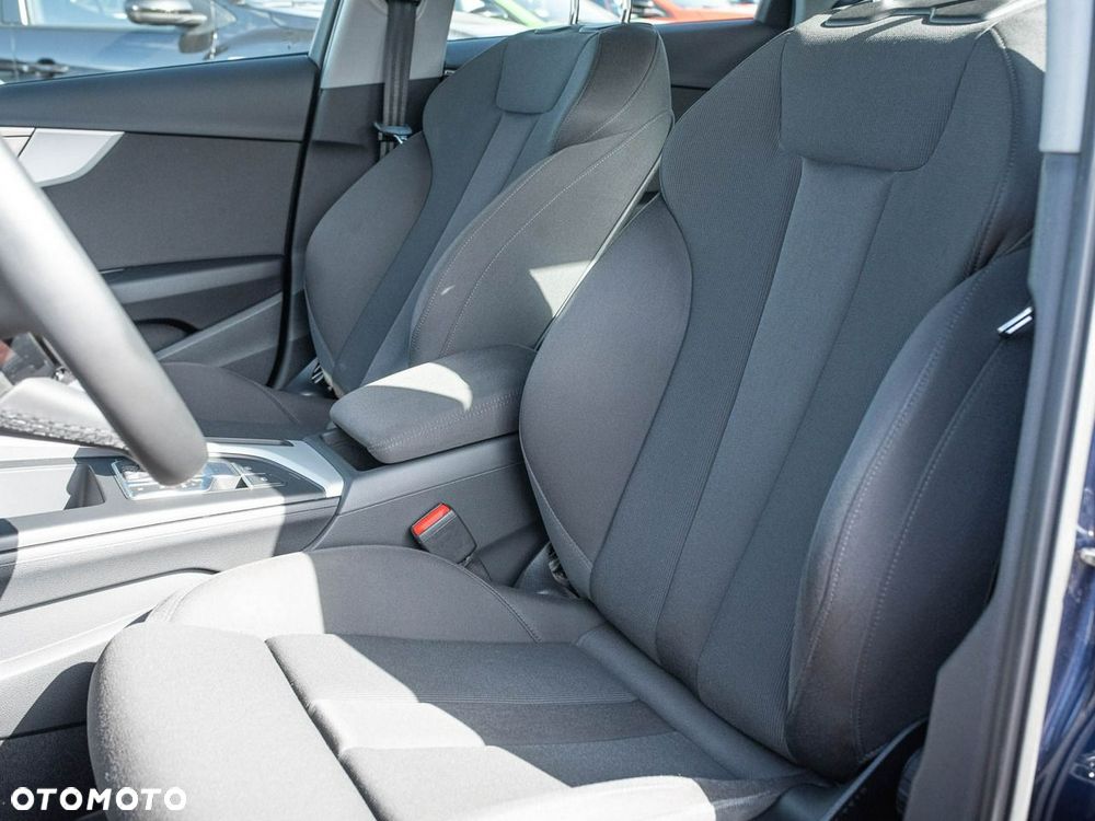 Audi A4 Avant 35 TDI mHEV S tronic - 12
