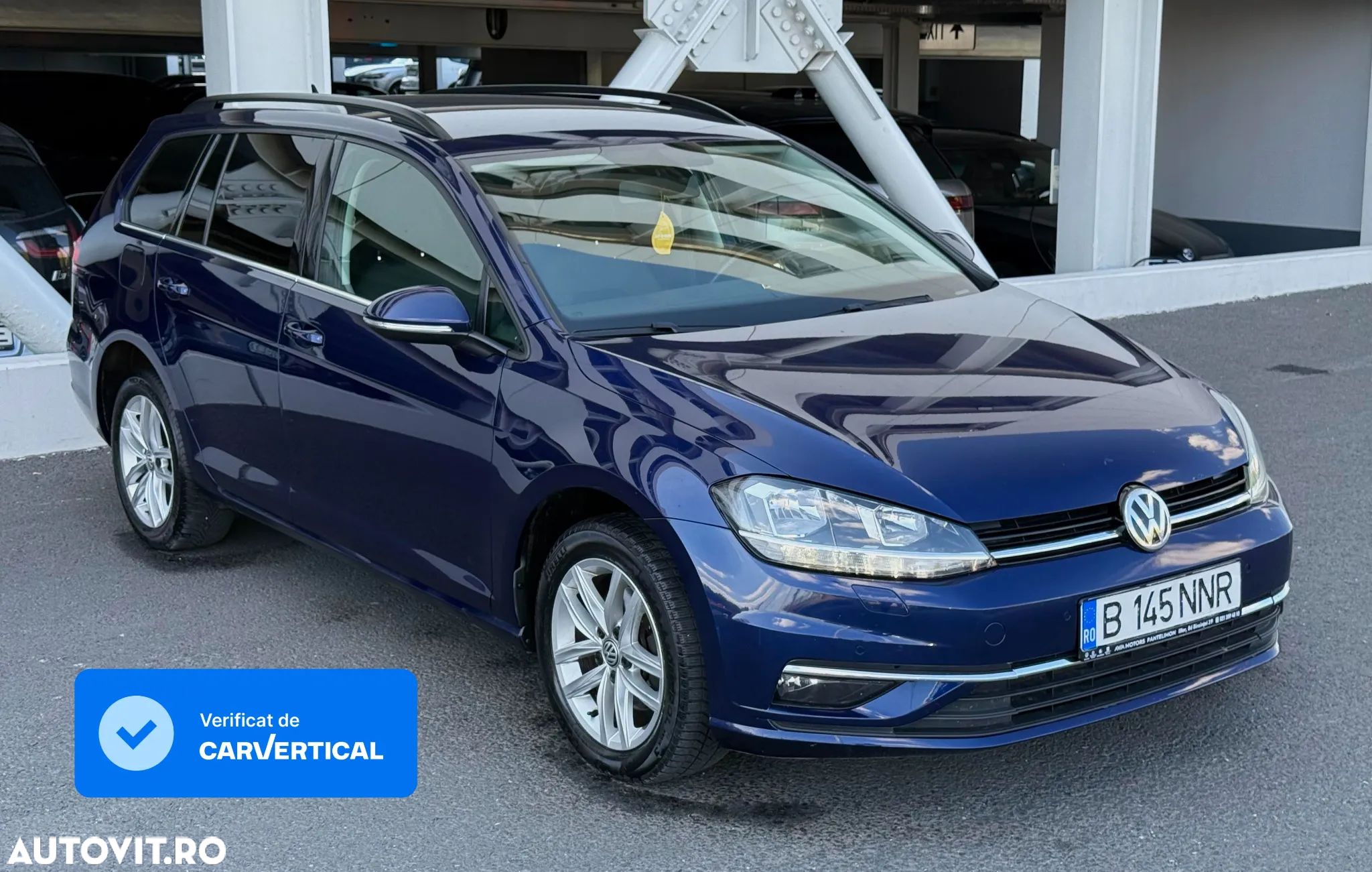 Volkswagen Golf 2.0 TDI DSG 4Motion Highline - 1