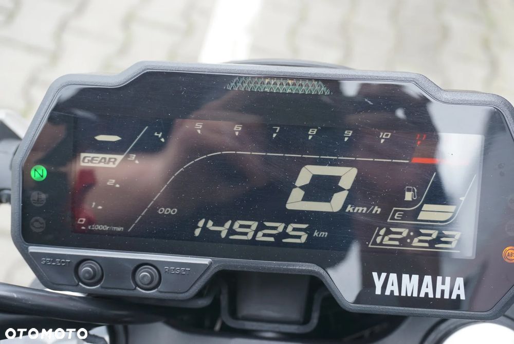 Yamaha MT - 19