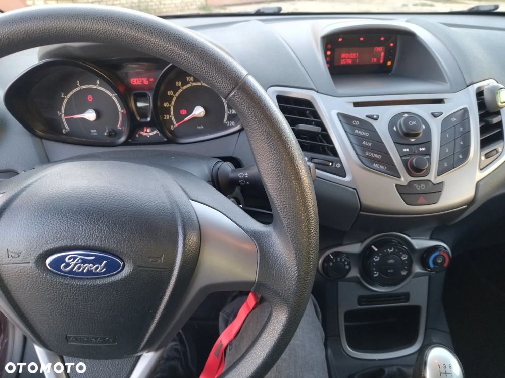 Ford Fiesta 1.25 Ambiente - 12
