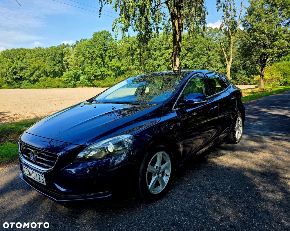 Volvo V40 D4 Drive-E Ocean Race - 5