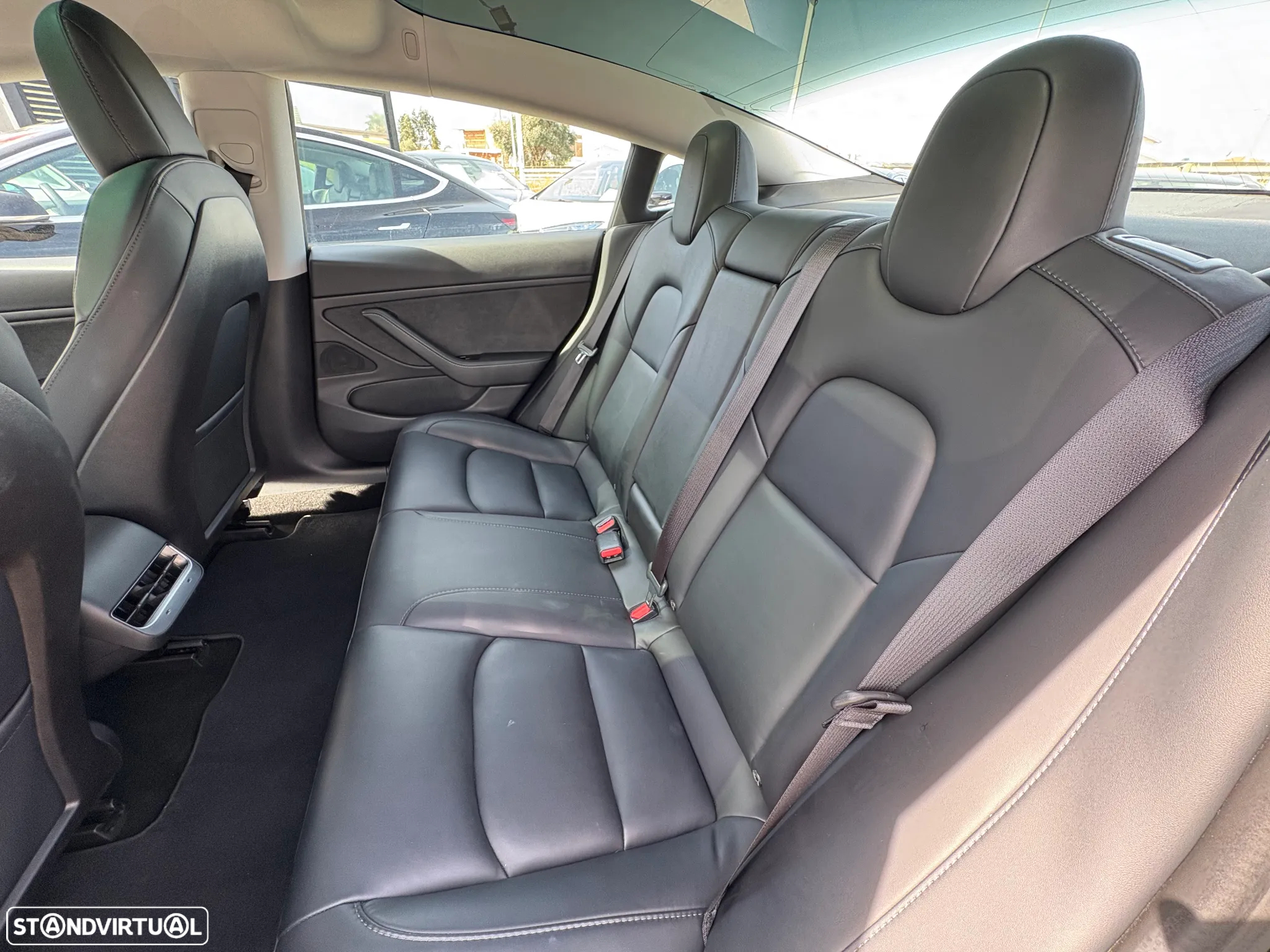 Tesla Model 3 Long Range AWD Dual Motor Performance - 9