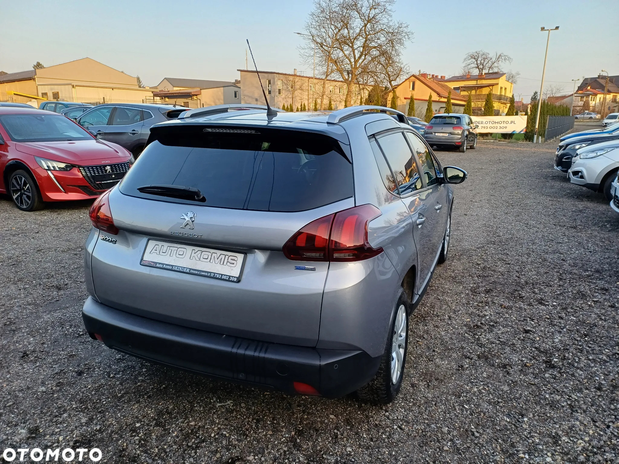Peugeot 2008 1.2 Pure Tech Style - 6