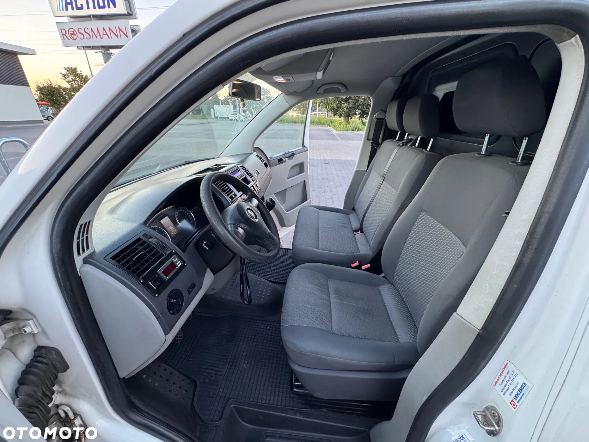Volkswagen Transporter T5 TDI L1H1 - 11