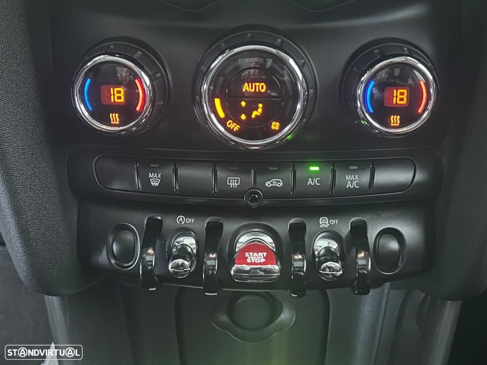 MINI 3 Portas Cooper D Aut. - 19