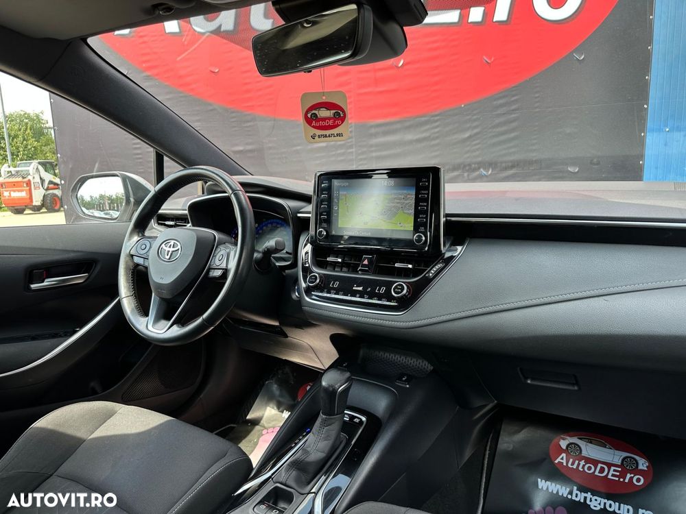 Toyota Corolla - 9