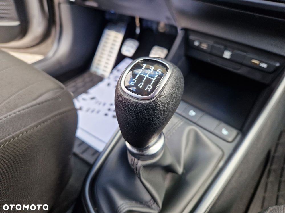 Hyundai Bayon 1.2 Select - 27